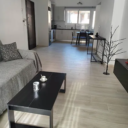 Familiar Ναύπλιο