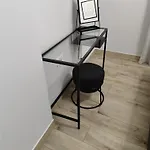 Familiar *