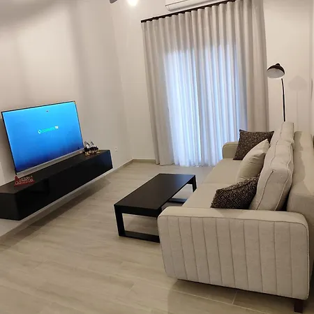 Familiar * نافبليو