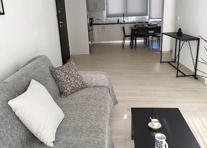 Familiar * Нафплион